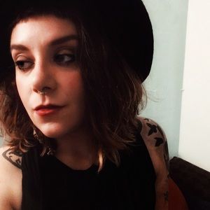 Meet your Posher, Tina